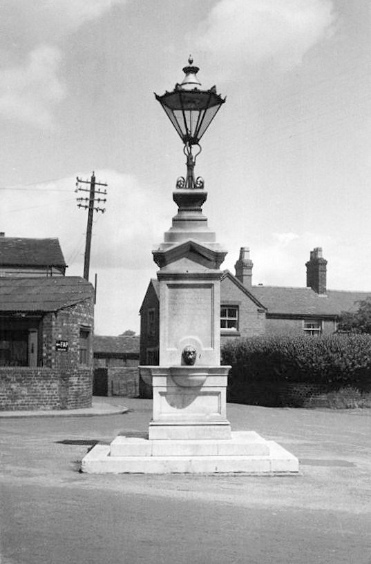 Captain Webb Memorial Fountain Dawley 002